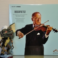 Rozsa, Concerto for Violin and Orchestra. Benjamin, Romantic Fantasy - Heifetz, Primrose - 1964-2015